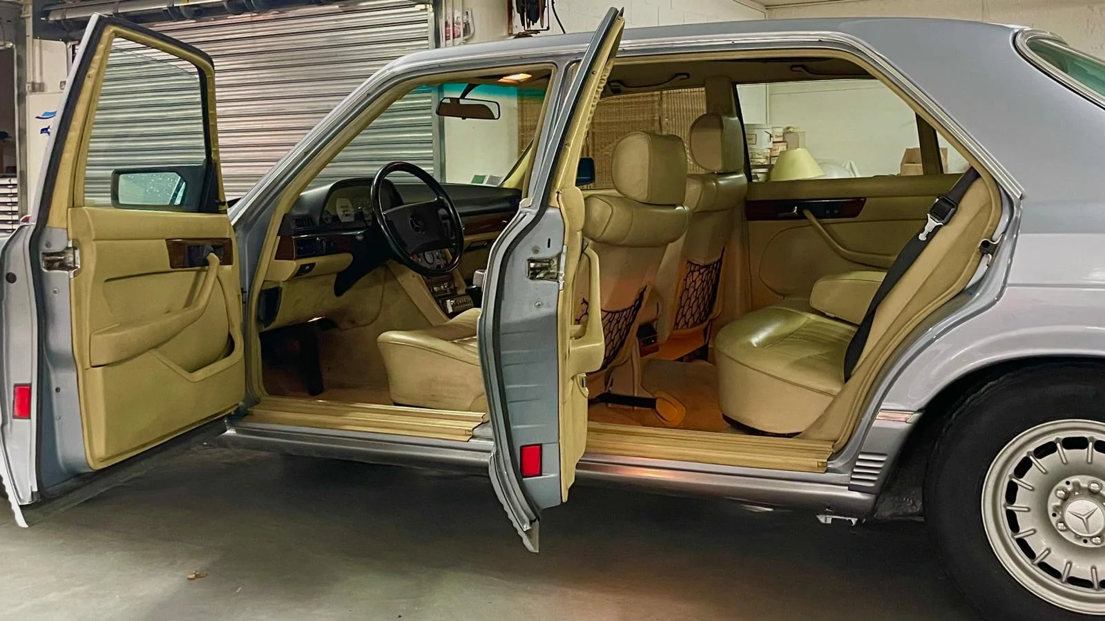 Mercedes-Benz 500 SEL