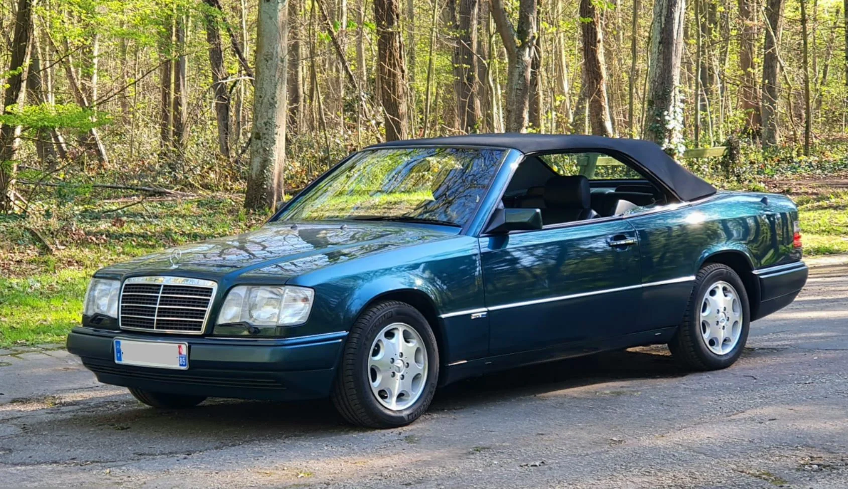 Mercedes-Benz E200 C124 Cabriolet 