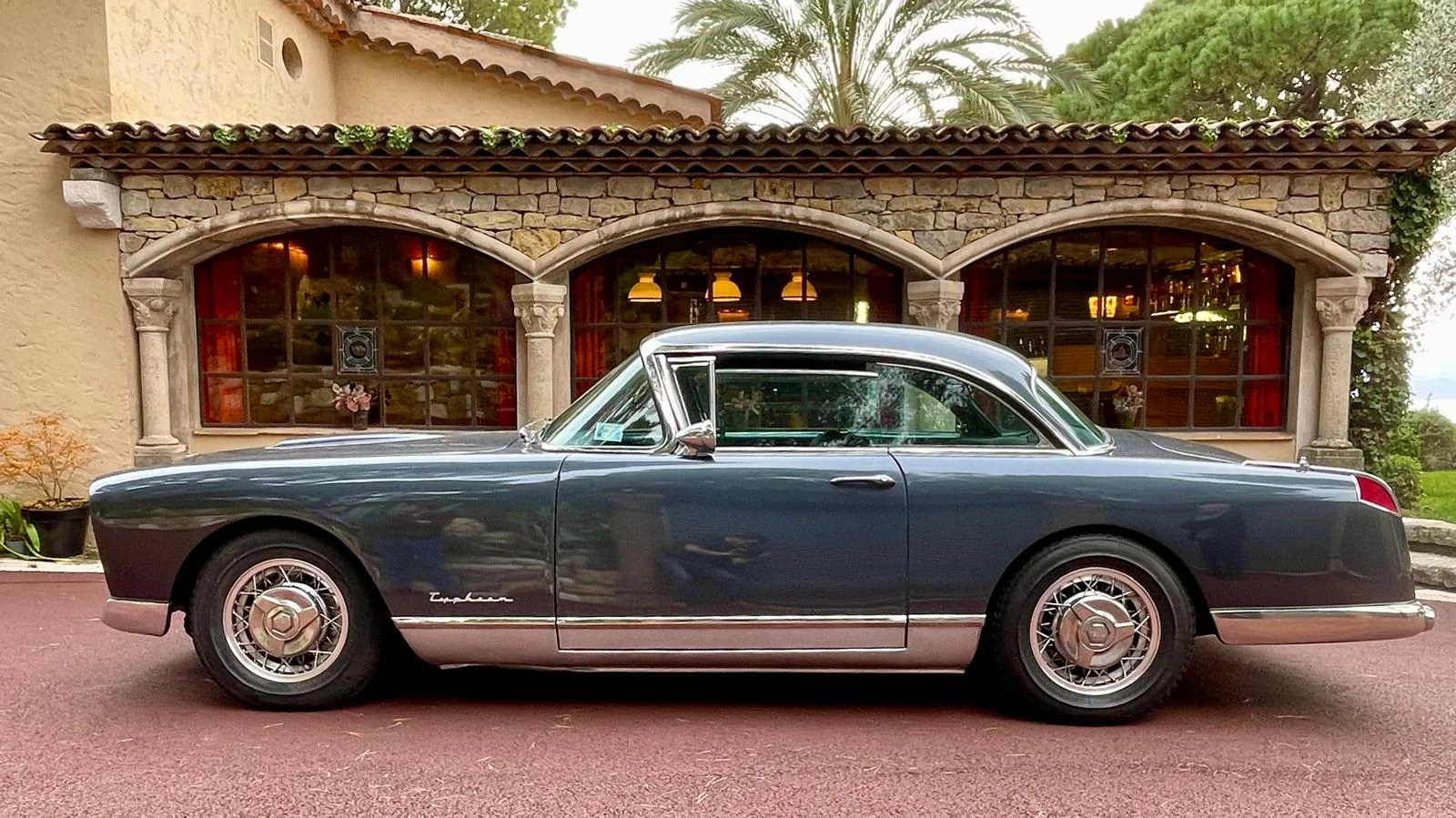 Facel Vega FV4