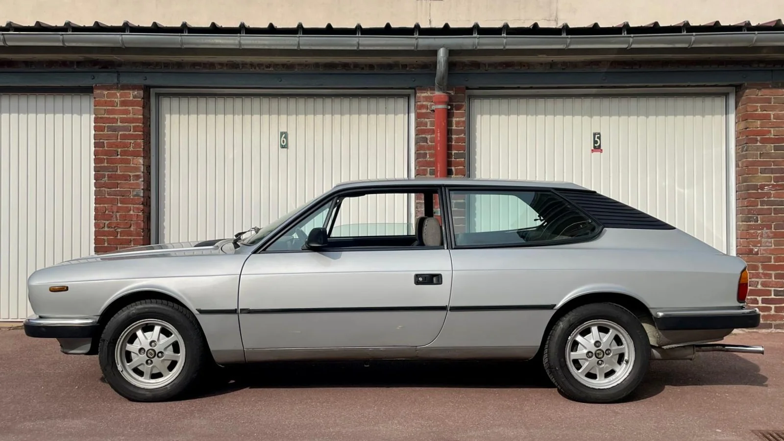 Image pour voiture 32