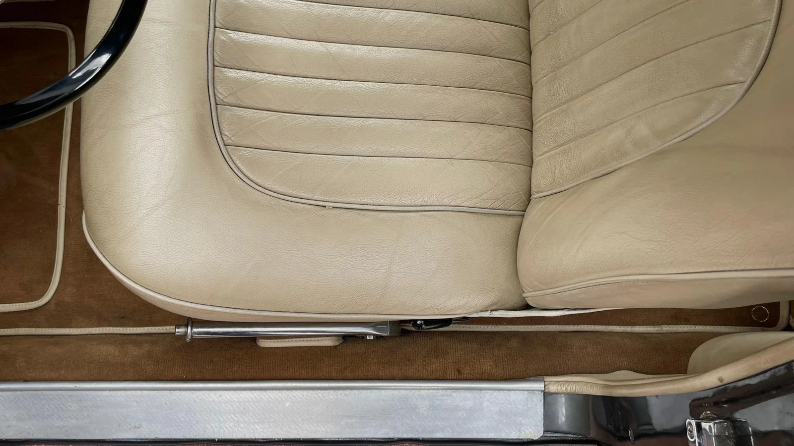 Image pour voiture 33