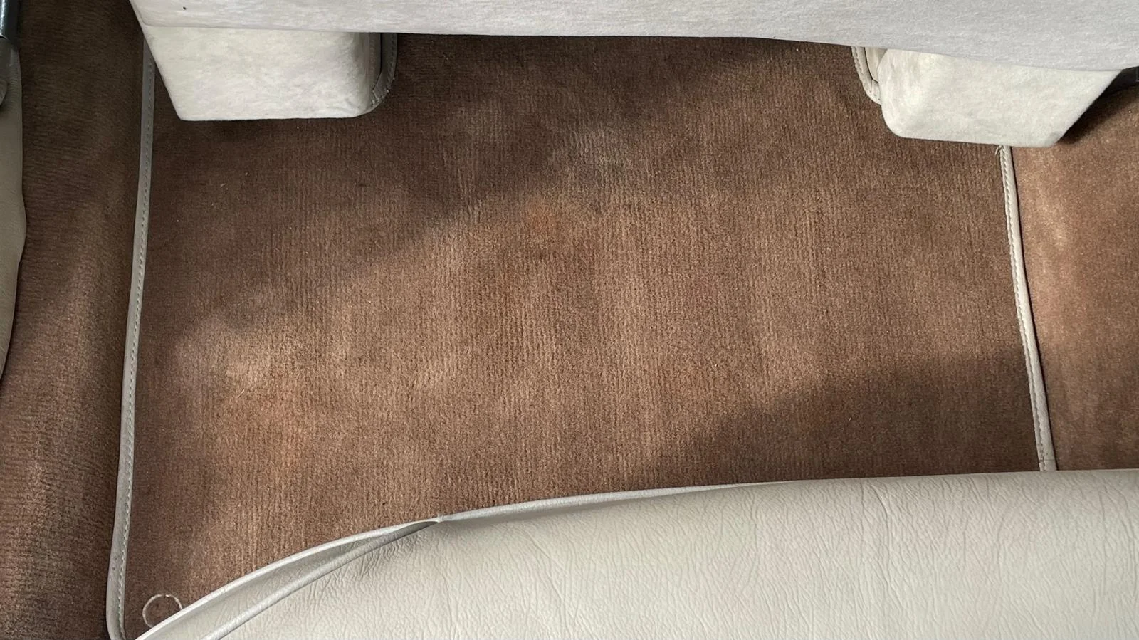 Image pour voiture 33