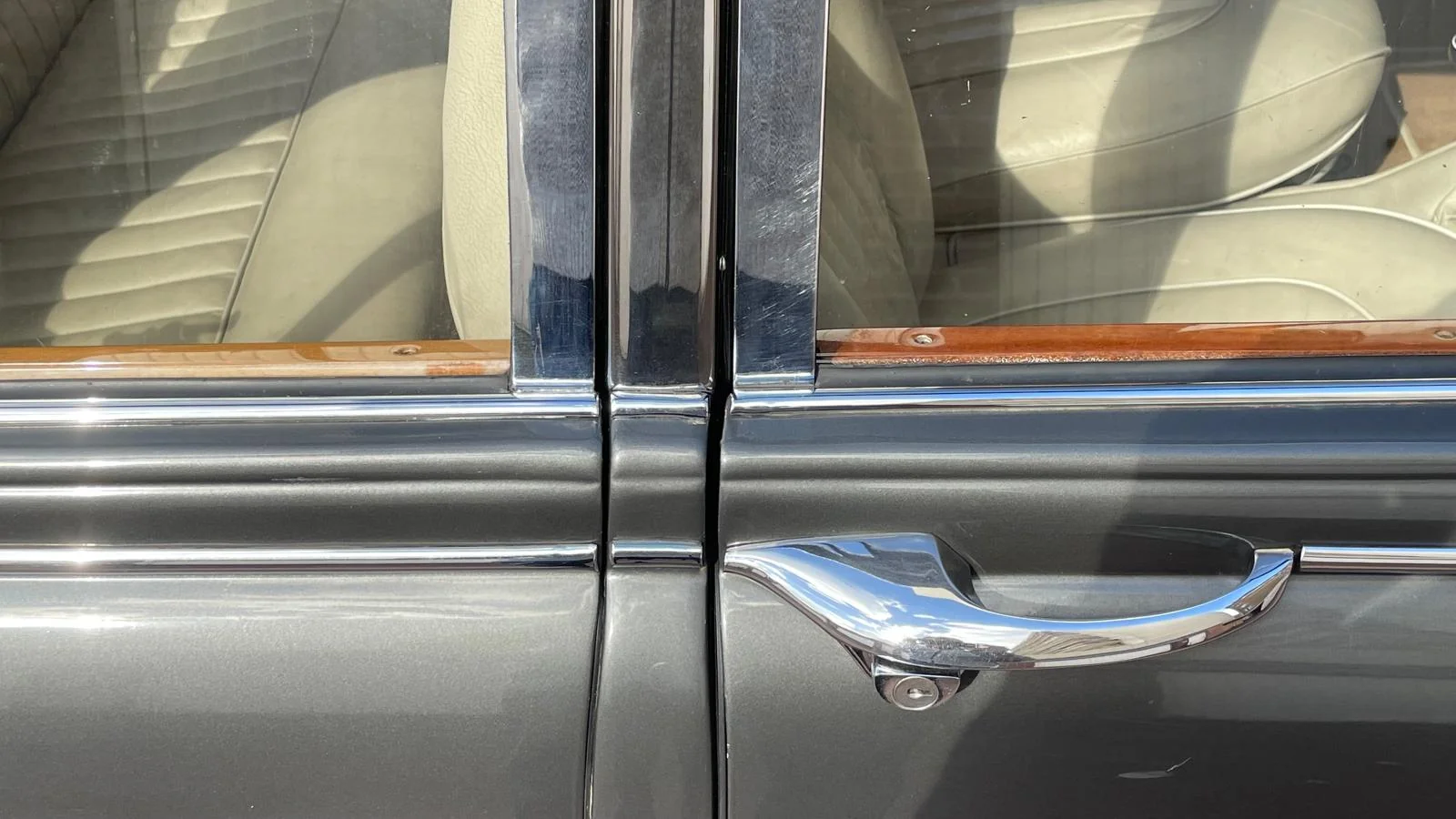 Image pour voiture 33