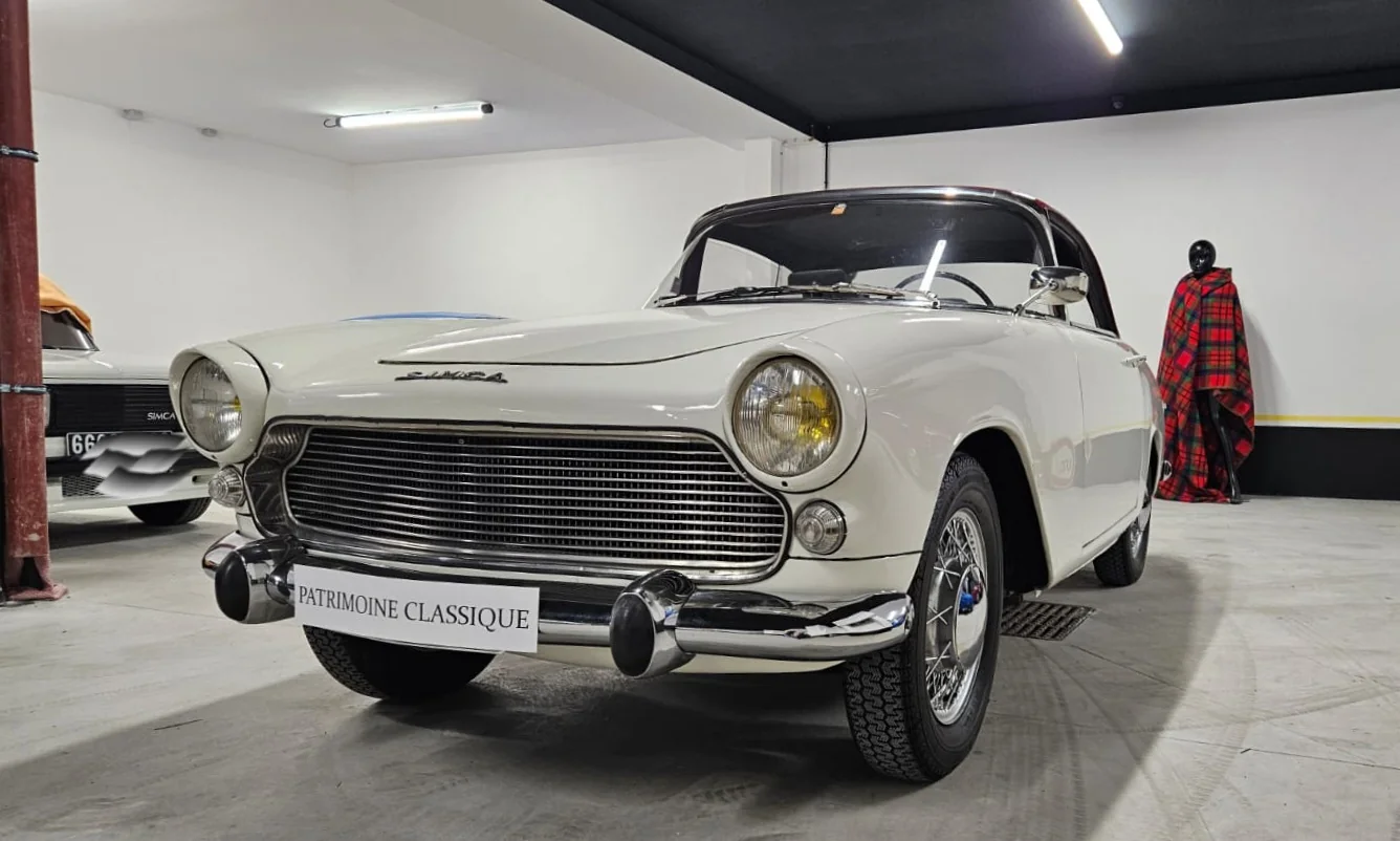 Simca coupé Plein Ciel