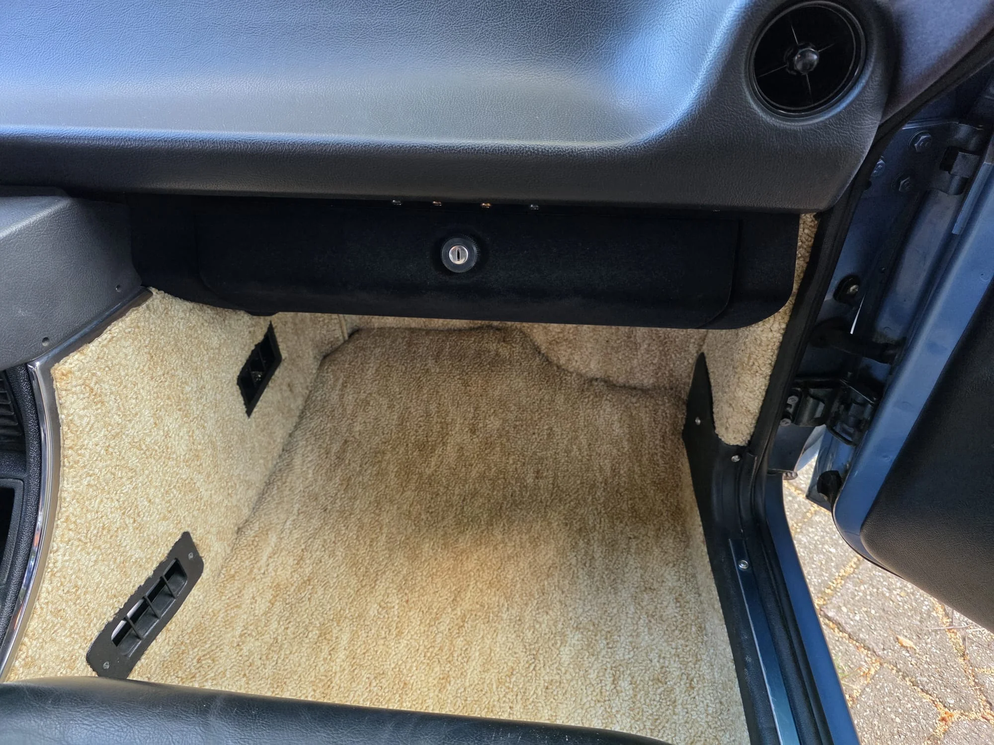 Image pour voiture 40